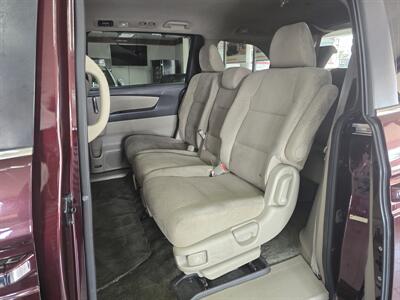 2015 Honda Odyssey EX   - Photo 10 - Hamilton, OH 45015