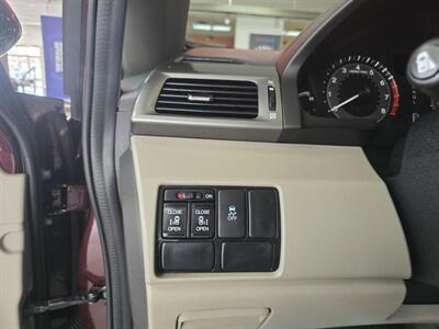 2015 Honda Odyssey EX   - Photo 16 - Hamilton, OH 45015