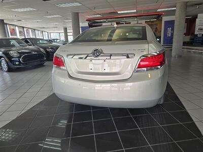 2010 Buick LaCrosse CXL 4DR SEDAN - Photo 5 - Hamilton, OH 45015
