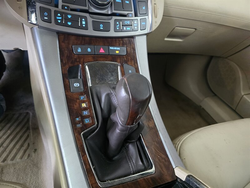 2010 Buick LaCrosse CXL 4DR SEDAN - Photo 21 - Hamilton, OH 45015