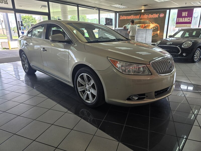 2010 Buick LaCrosse CXL 4DR SEDAN - Photo 3 - Hamilton, OH 45015