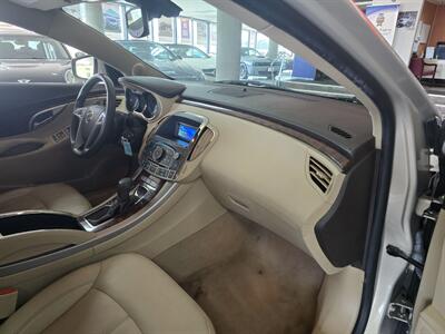 2010 Buick LaCrosse CXL 4DR SEDAN - Photo 13 - Hamilton, OH 45015
