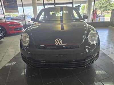 2016 Volkswagen Beetle-Classic 1.8T S PZEV 3DR COUPE   - Photo 2 - Hamilton, OH 45015