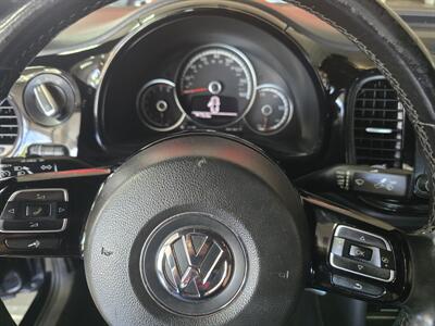 2016 Volkswagen Beetle-Classic 1.8T S PZEV 3DR COUPE   - Photo 21 - Hamilton, OH 45015