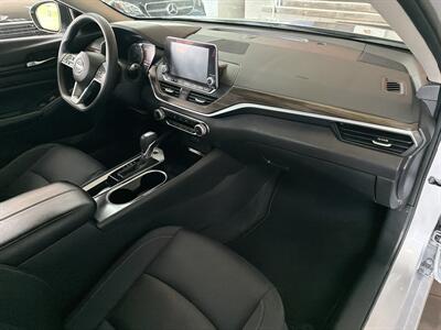 2024 Nissan Altima 2.5 SV 4DR SEDAN - Photo 19 - Hamilton, OH 45015
