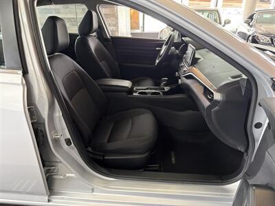 2024 Nissan Altima 2.5 SV 4DR SEDAN - Photo 17 - Hamilton, OH 45015