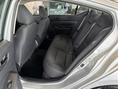 2024 Nissan Altima 2.5 SV 4DR SEDAN - Photo 13 - Hamilton, OH 45015