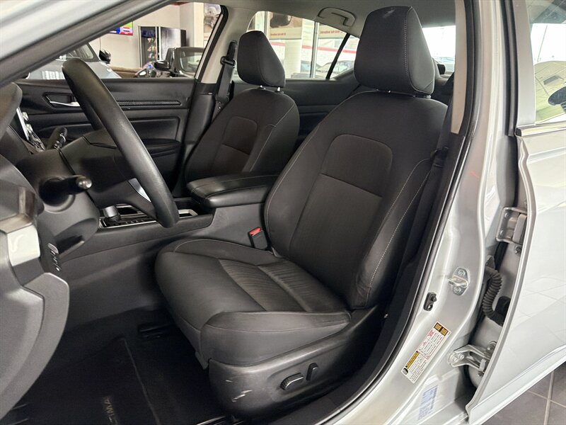 2024 Nissan Altima 2.5 SV 4DR SEDAN - Photo 11 - Hamilton, OH 45015