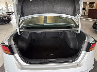 2024 Nissan Altima 2.5 SV 4DR SEDAN - Photo 21 - Hamilton, OH 45015