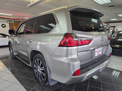 2018 Lexus LX 570 Three-Row 4DR SUV AWD   - Photo 6 - Hamilton, OH 45015