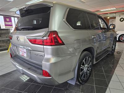 2018 Lexus LX 570 Three-Row 4DR SUV AWD   - Photo 4 - Hamilton, OH 45015