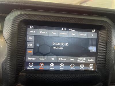 2019 Jeep Wrangler Unlimited Sahara 4X4 4DR JEEP   - Photo 15 - Hamilton, OH 45015