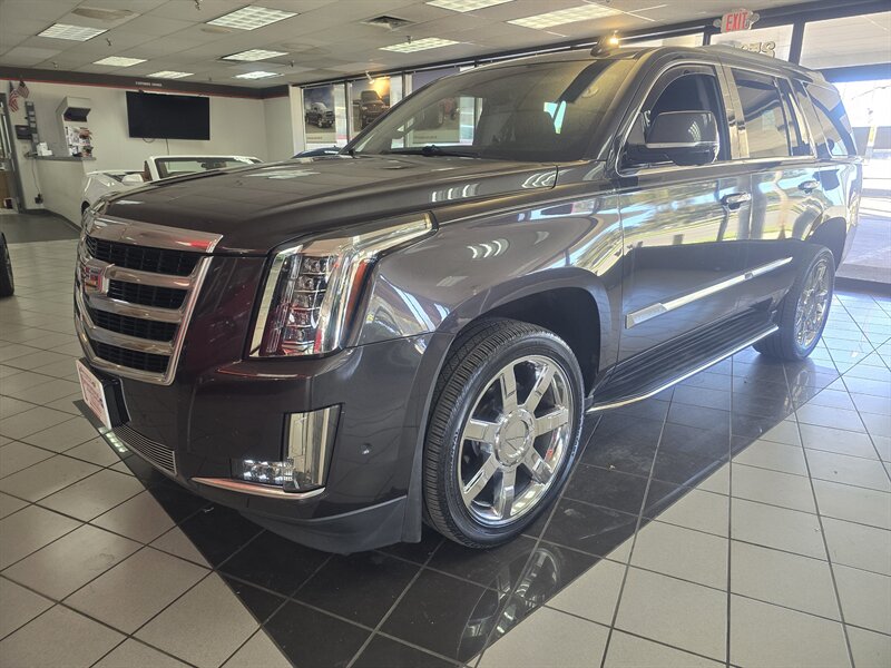 2017 Cadillac Escalade Luxury Collection 4DR SUV AWD   - Photo 1 - Hamilton, OH 45015