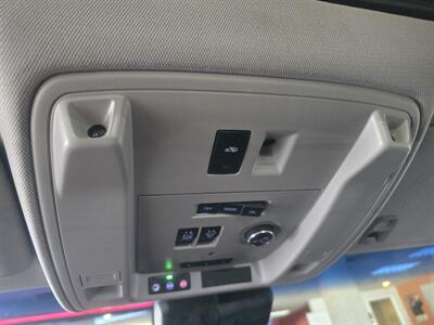 2017 Cadillac Escalade Luxury Collection 4DR SUV AWD   - Photo 27 - Hamilton, OH 45015