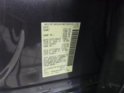 2015 Nissan Armada Platinum   - Photo 32 - Hamilton, OH 45015
