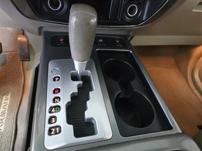 2015 Nissan Armada Platinum   - Photo 21 - Hamilton, OH 45015