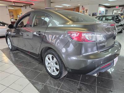 2011 Mazda MAZDA3 i Touring 4DR SEDAN   - Photo 6 - Hamilton, OH 45015