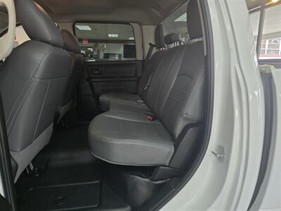 2019 RAM 1500 Classic Tradesman 4DR CREW CAB 4X4 - Photo 12 - Hamilton, OH 45015