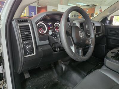 2019 RAM 1500 Classic Tradesman 4DR CREW CAB 4X4 - Photo 9 - Hamilton, OH 45015