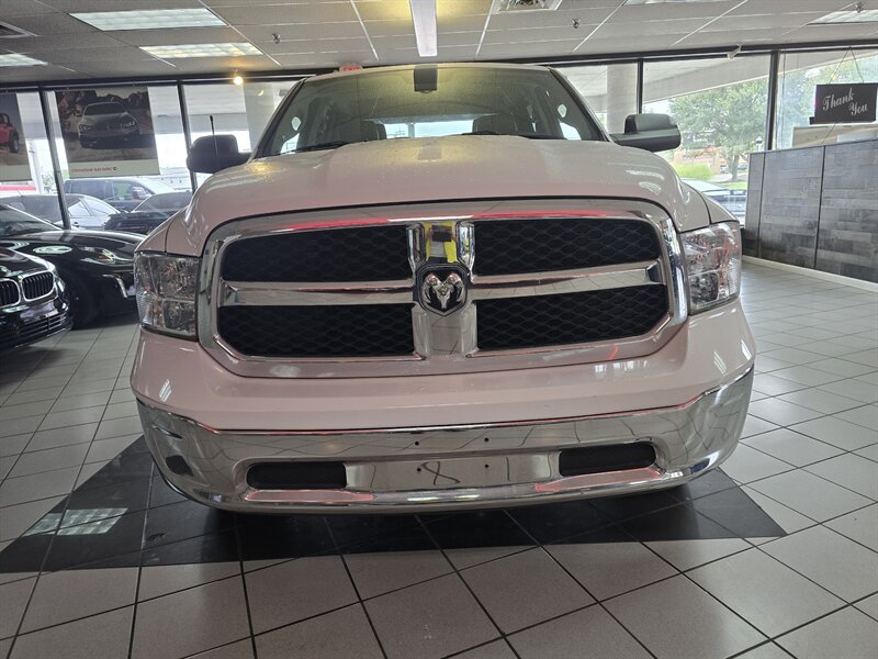 2019 RAM 1500 Classic Tradesman 4DR CREW CAB 4X4 - Photo 2 - Hamilton, OH 45015