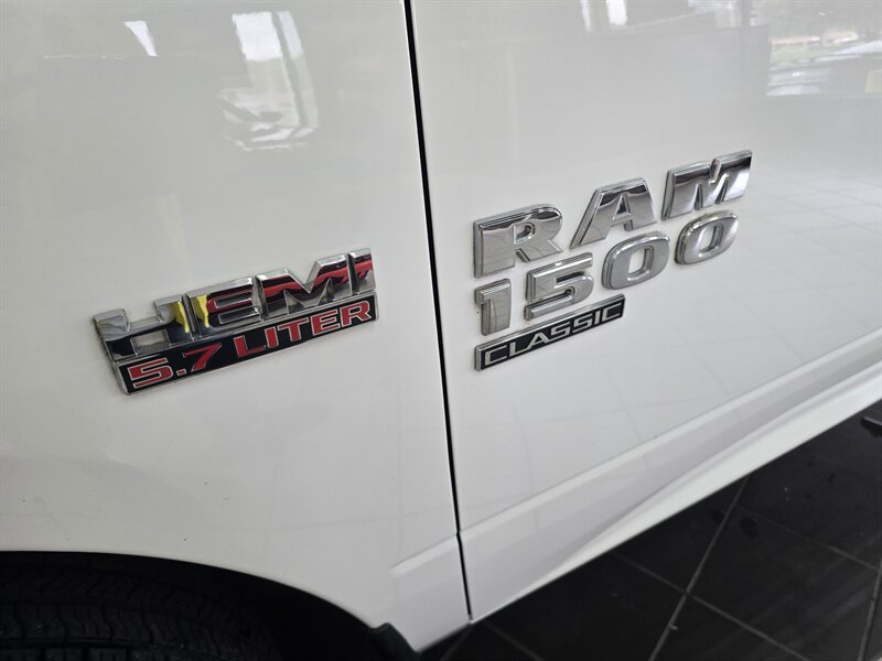 2019 RAM 1500 Classic Tradesman 4DR CREW CAB 4X4 - Photo 25 - Hamilton, OH 45015