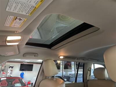 2014 INFINITI QX80   - Photo 22 - Hamilton, OH 45015