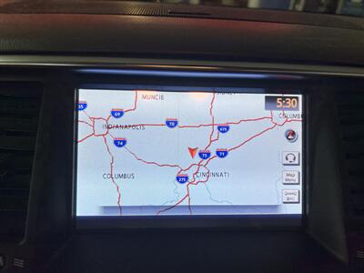 2014 INFINITI QX80   - Photo 16 - Hamilton, OH 45015