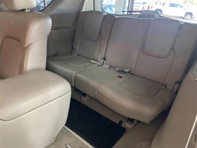2014 INFINITI QX80   - Photo 26 - Hamilton, OH 45015