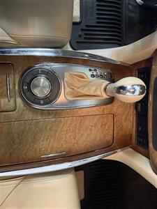 2014 INFINITI QX80   - Photo 18 - Hamilton, OH 45015
