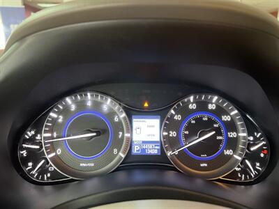 2014 INFINITI QX80   - Photo 12 - Hamilton, OH 45015