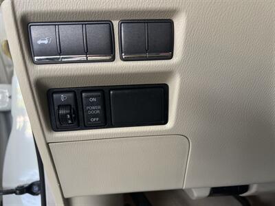 2014 INFINITI QX80   - Photo 20 - Hamilton, OH 45015