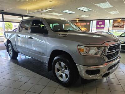 2021 RAM 1500 Big Horn/CREW CAB/4X4   - Photo 4 - Hamilton, OH 45015