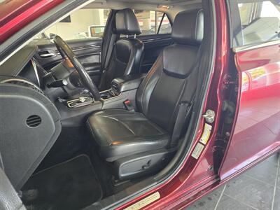 2017 Chrysler 300C   - Photo 9 - Hamilton, OH 45015