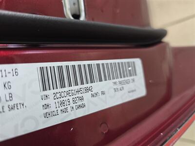 2017 Chrysler 300C   - Photo 30 - Hamilton, OH 45015