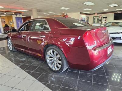 2017 Chrysler 300C   - Photo 6 - Hamilton, OH 45015