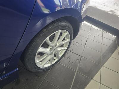 2012 Mazda Mazda3 s Grand Touring 4DR HATCHBACK   - Photo 28 - Hamilton, OH 45015