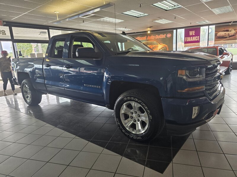 2016 Chevrolet Silverado 1500 LT EXTENDED CAB 4X4 - Photo 3 - Hamilton, OH 45015
