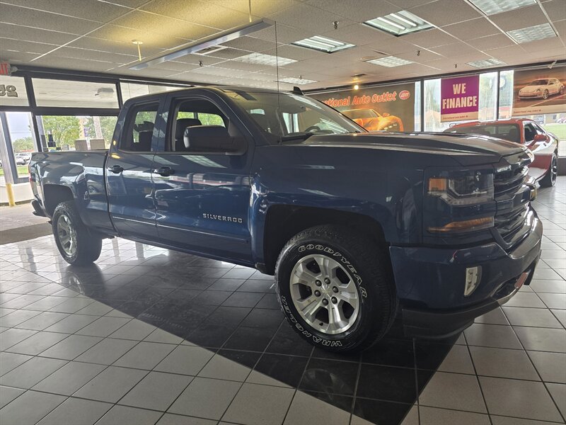 2016 Chevrolet Silverado 1500 LT EXTENDED CAB 4X4 - Photo 4 - Hamilton, OH 45015