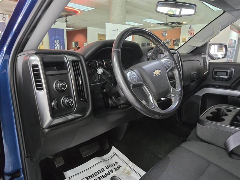 2016 Chevrolet Silverado 1500 LT EXTENDED CAB 4X4 - Photo 9 - Hamilton, OH 45015
