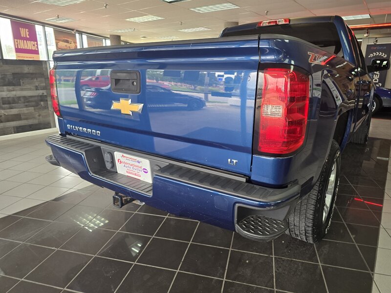 2016 Chevrolet Silverado 1500 LT EXTENDED CAB 4X4 - Photo 6 - Hamilton, OH 45015