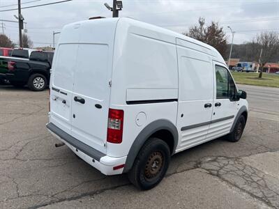 2011 Ford Transit Connect XLT 3DR CARGO MINI-VAN   - Photo 6 - Hamilton, OH 45015