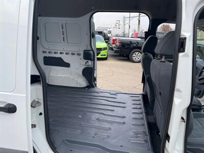 2011 Ford Transit Connect XLT 3DR CARGO MINI-VAN   - Photo 22 - Hamilton, OH 45015