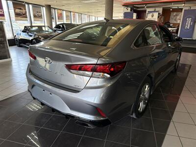 2019 Hyundai Sonata Sport - Photo 6 - Hamilton, OH 45015