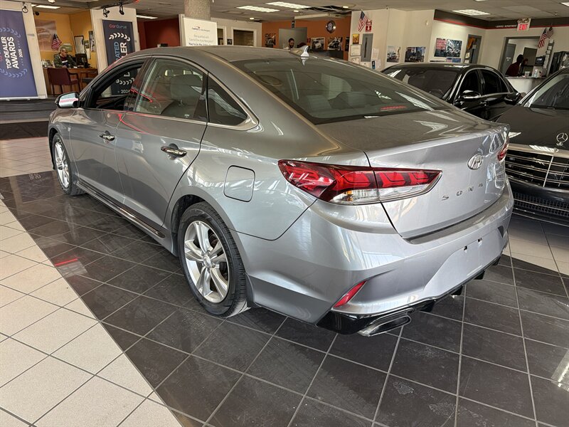2019 Hyundai Sonata Sport - Photo 8 - Hamilton, OH 45015