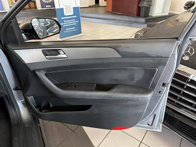 2019 Hyundai Sonata Sport - Photo 28 - Hamilton, OH 45015
