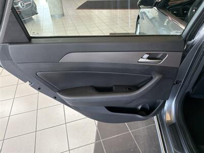 2019 Hyundai Sonata Sport - Photo 22 - Hamilton, OH 45015