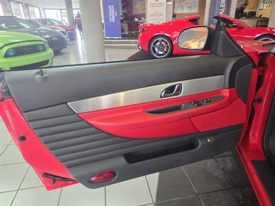 2002 Ford Thunderbird Deluxe 2DR CONVERTIBLE   - Photo 7 - Hamilton, OH 45015