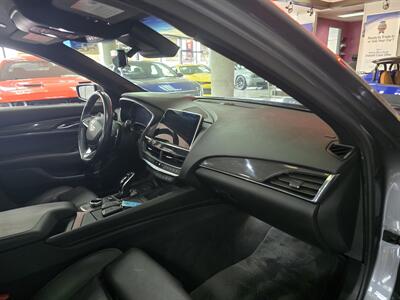 2021 Cadillac CT5-V 4DR SEDAN AWD   - Photo 13 - Hamilton, OH 45015
