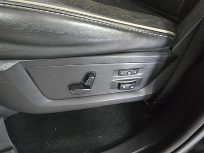 2016 RAM 1500 Laramie Limited 4DR CREW 4X4 - Photo 18 - Hamilton, OH 45015