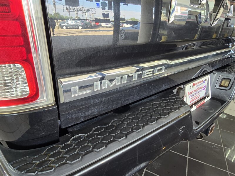 2016 RAM 1500 Laramie Limited 4DR CREW 4X4 - Photo 29 - Hamilton, OH 45015